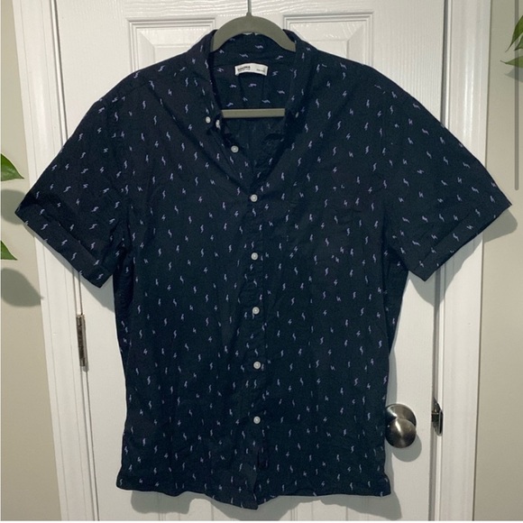 Bundle of 4 Button Down Shirts! (2 floral pattern, 1 with lightning ⚡️, 1 solid) - Picture 2 of 13